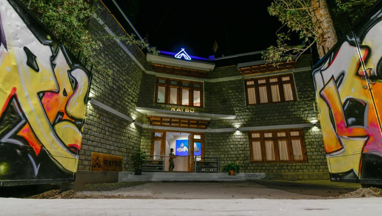 Raybo Hostel Leh Eksteriør bilde