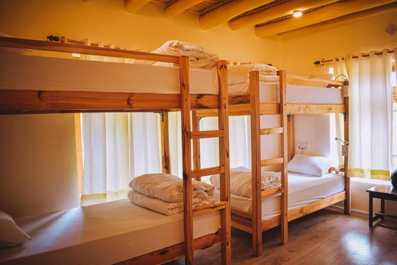 Raybo Hostel Leh Eksteriør bilde