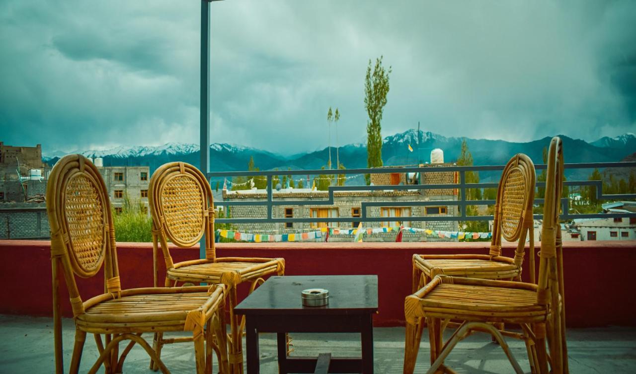 Raybo Hostel Leh Eksteriør bilde