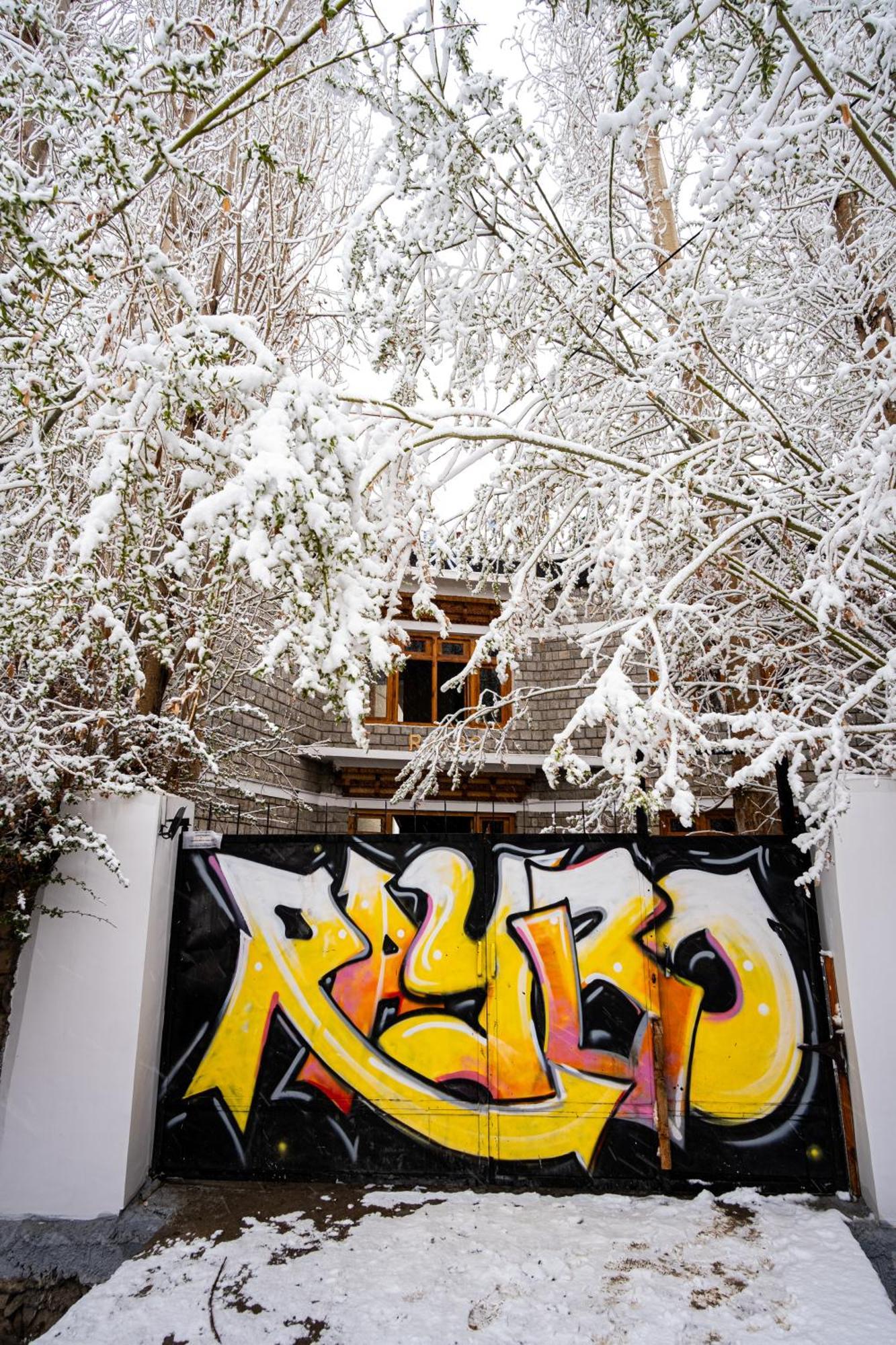 Raybo Hostel Leh Eksteriør bilde